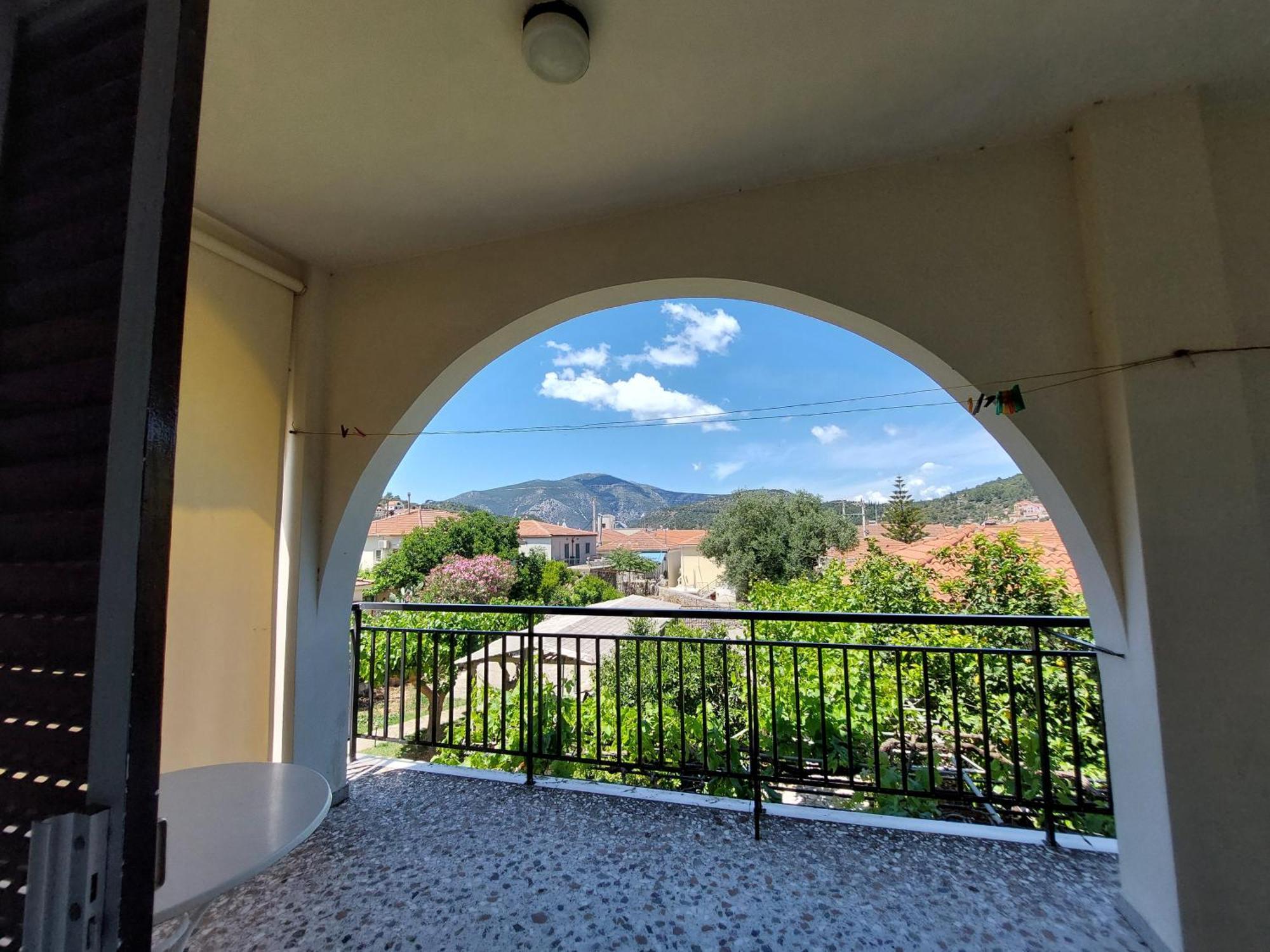 Lourantos Studios & Apartments Vathy  Exterior photo
